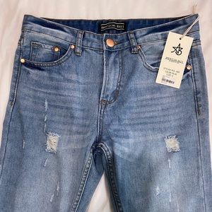 Distressed boyfriend jeans size 1